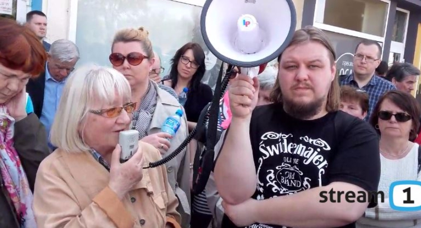 Wiosenny spacer po minionym, żydowskim Otwocku (video)