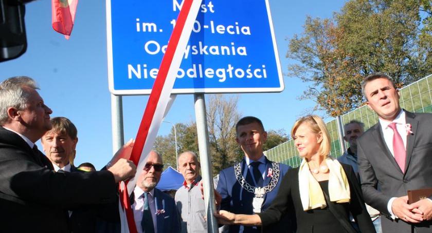 Most przez Świder otwarty!