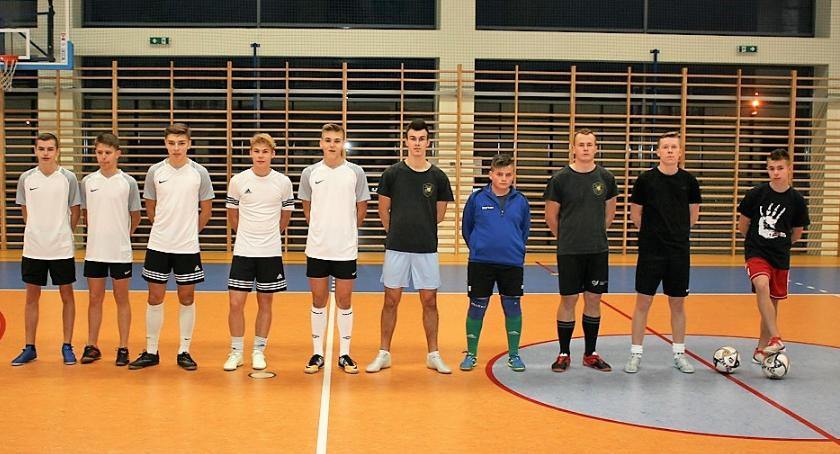 Ruszył turniej halowej piłki nożnej o puchar wójta gminy Celestynów