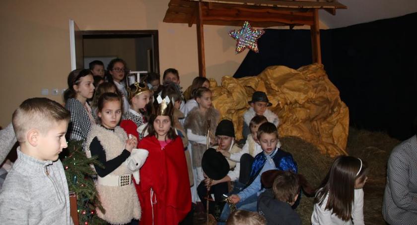 Pastorałka z aniołami w Regucie