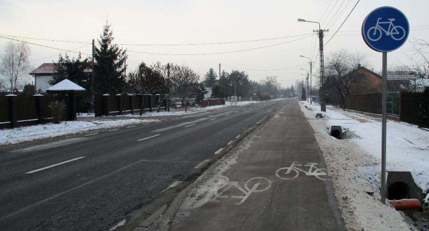 Ścieżka rowerowa wzdłuż DW 721 na finiszu