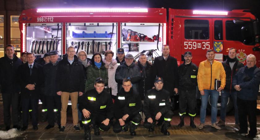 Kolejny nowy samochód dla OSP