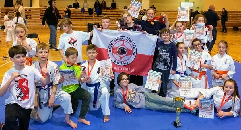 Worek medali dla KSW Bushi
