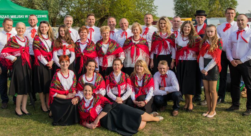 Piskorze z Łukówca zdobywają sceny