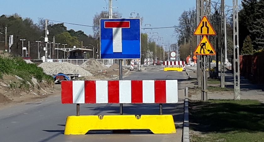 Chocholi taniec na otwockich ulicach