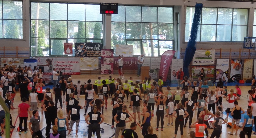 Charytatywny Maraton Fitness w Józefowie dla maluszków z IOP!