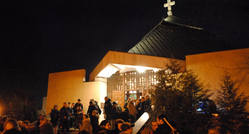 Ekstremalna Droga Krzyżowa w Otwocku 