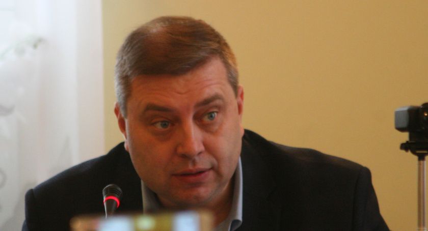 Radny Kozłowski rezygnuje z mandatu