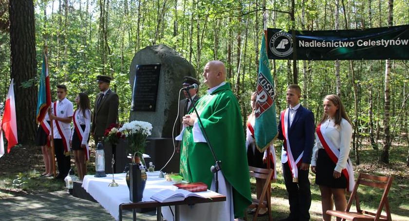 Uczcili pamięć pomordowanych leśników z Gozdu
