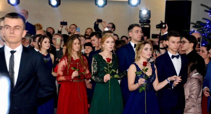 Poloneza czas zacząć, czyli studniówka ,,Słowaka”