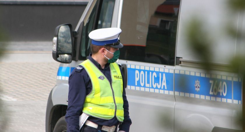 53 mandaty za nieprzestrzeganie ograniczeń z powodu  koronawirusa