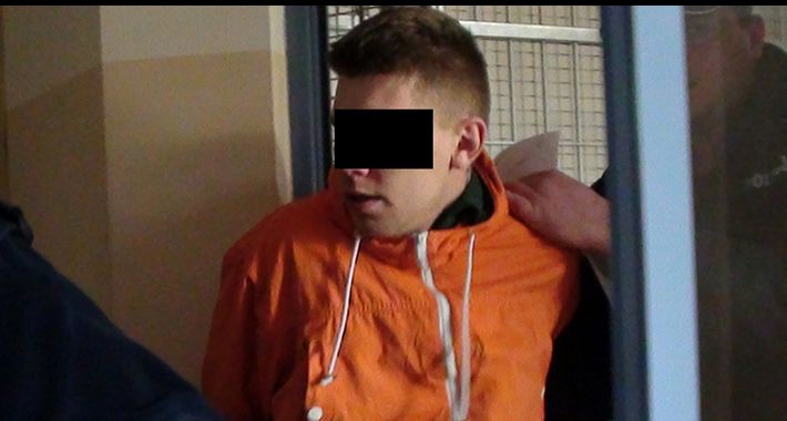 Znęcał się nad rodzicami - 26 latek