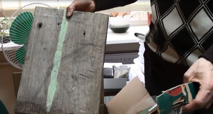 Zamówił laptopa...otrzymał 3 kilogramową deskę