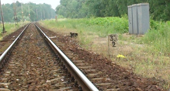 32- latek podejrzany o kradzież i zakłócanie ruchu kolejowego