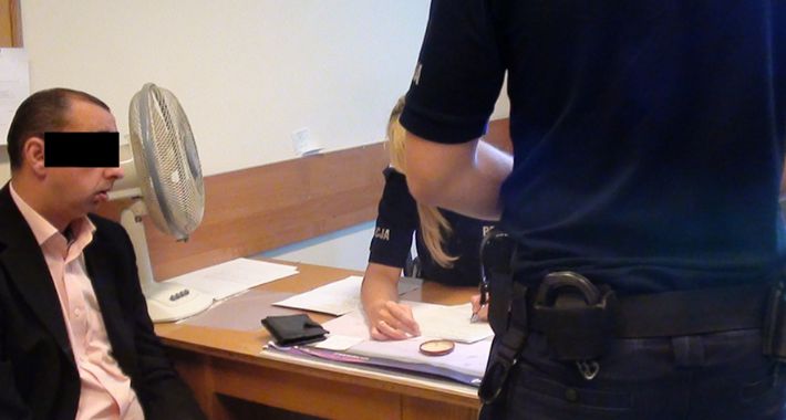 Sprzedawał garnki, skradł 84 letniej pieniądze, dokumenty...