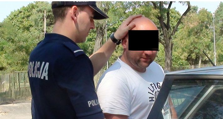 Skopał i uderzył drągiem, był pod wpływem alkoholu...