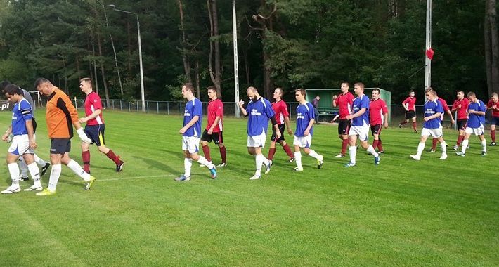 Jesienna runda sezonu piłkarskiego 2015/2016