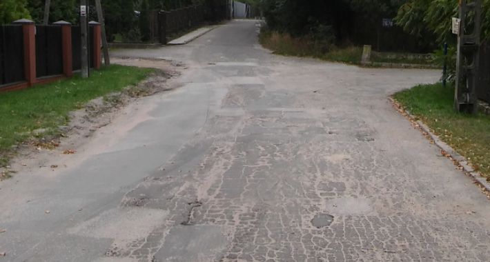 Ulica Osiecka doczekała się wreszcie remontu