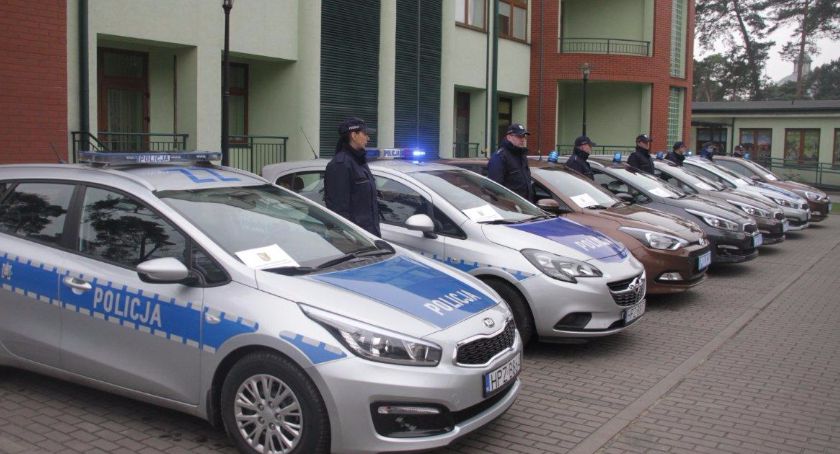 KPP Otwock ma siedem nowych radiowozów