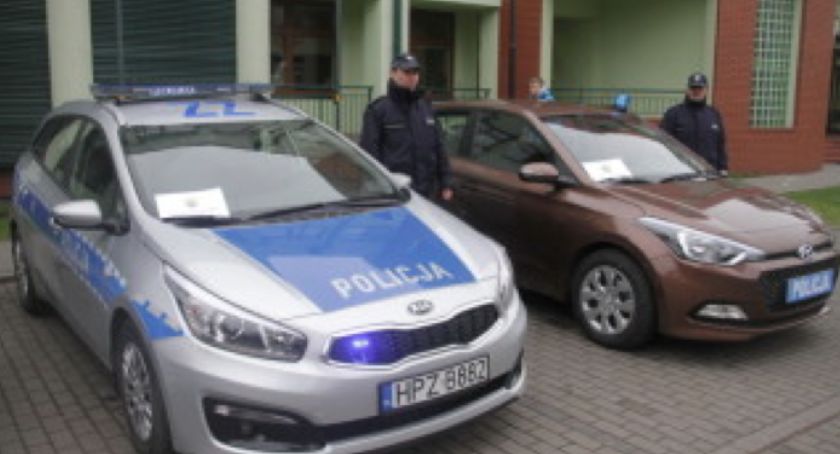 Posterunek w Wiązownie ma nowy radiowóz