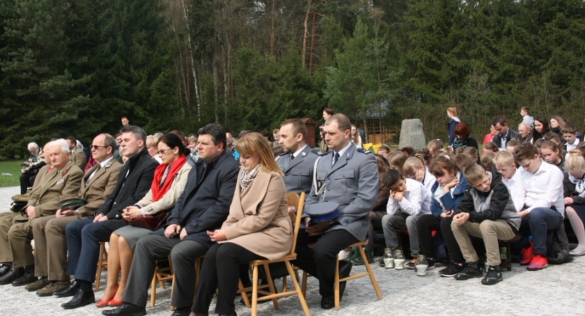 Wolność okupiona śmiercią ojców