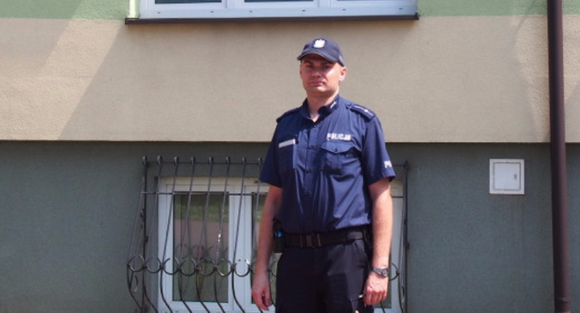 Karczewski dzielnicowy bohater