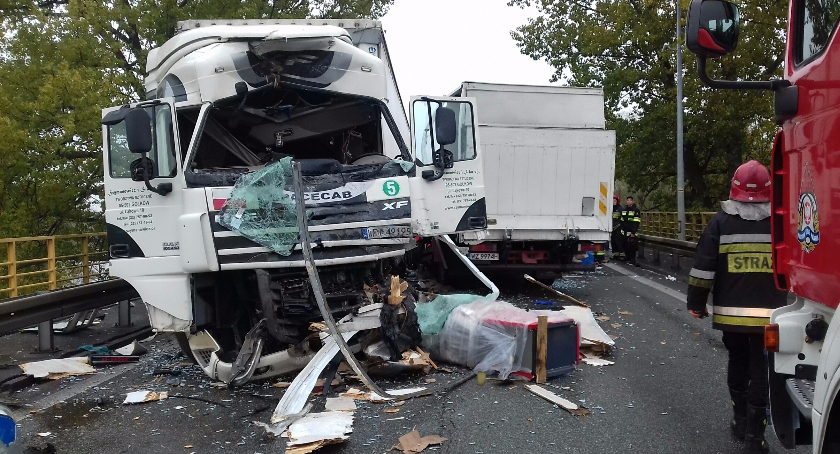 Wypadek na DK50, utrudnienia w ruchu