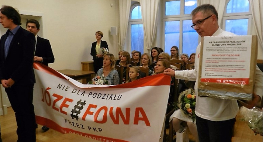 Obywatelska akcja przeciw podziałowi Józefowa przez PKP 