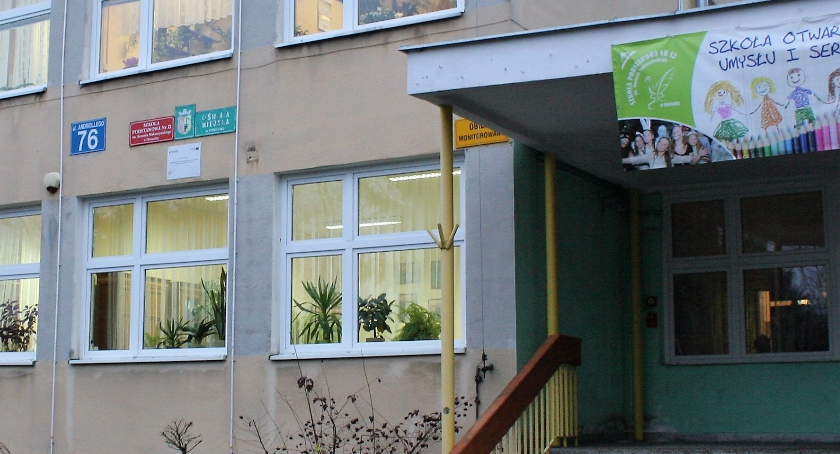 Otwock: Miasto oddaje pomieszczenia szkole