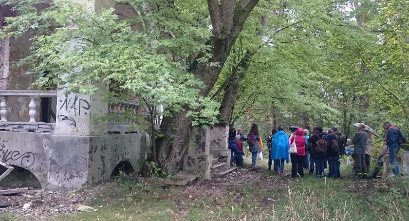 Nago nad Świdrem – Oskragiełło i dieta wegetariańska na pikniku w Otwocku