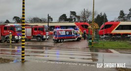 Tragedia w Józefowie - na przejściu przez tory zginęła nastolatka