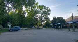 Karczew. Przetarg na modernizację targowiska przy kościele