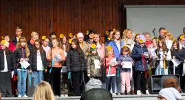 SP12 w Otwocku świętuje 40-lecie. Koncert w parku ro…