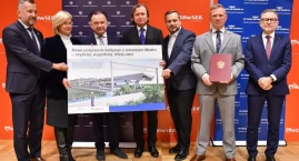 Nowa linia kolejowa do lotniska w Modlinie coraz bli…