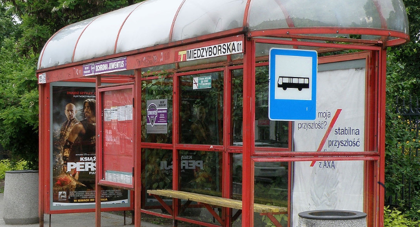 Na przystanku