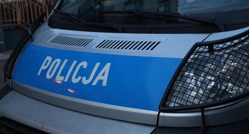 Na oczach przechodniów nastolatkowie pobili 21-letnią kobietę