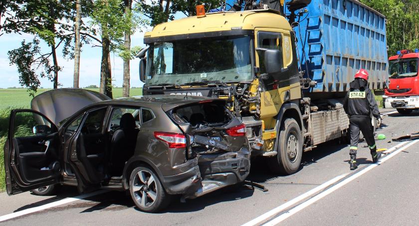 Wypadek trzech samochodów w Pilikach