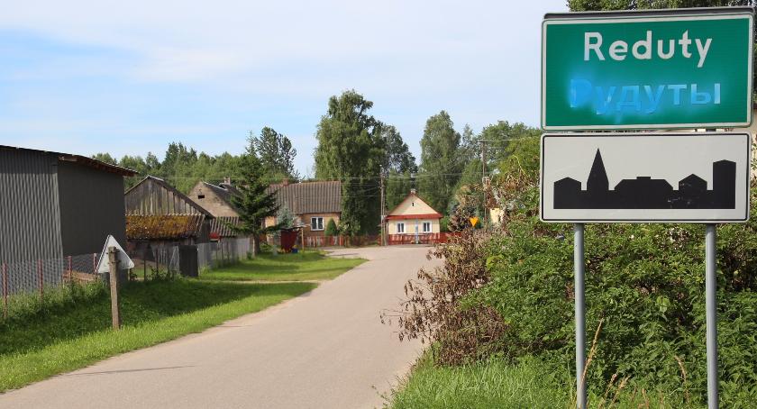 Gmina Orla - zamalowane białoruskie nazwy miejscowości