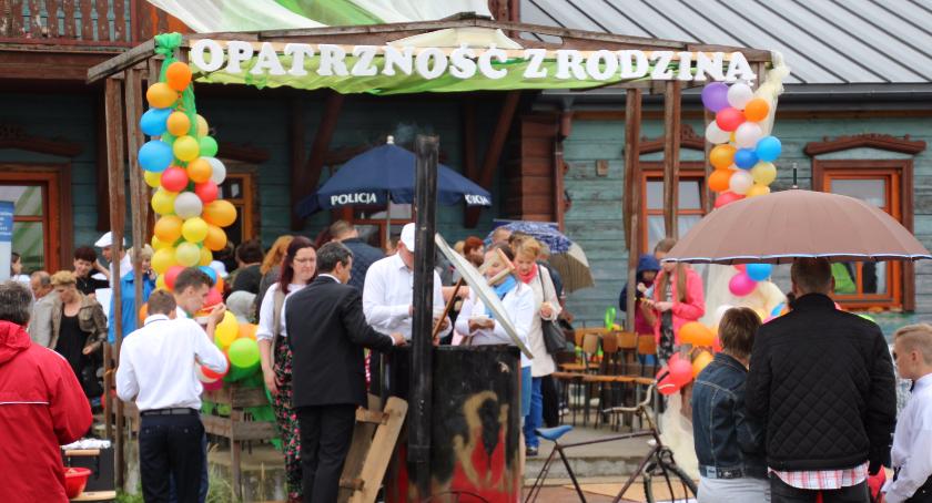 Opatrzność z Rodziną – festyn w parafii 