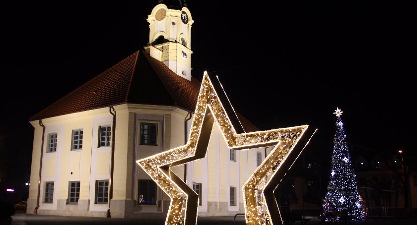 Bielsk Podlaski – świąteczne dekoracje pojawiły się w mieście