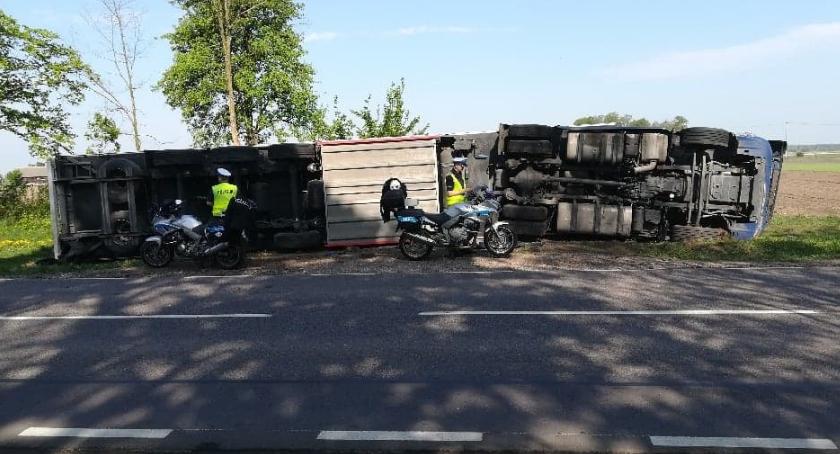 Wypadek w Andryjankach – Tir wpadł do rowu