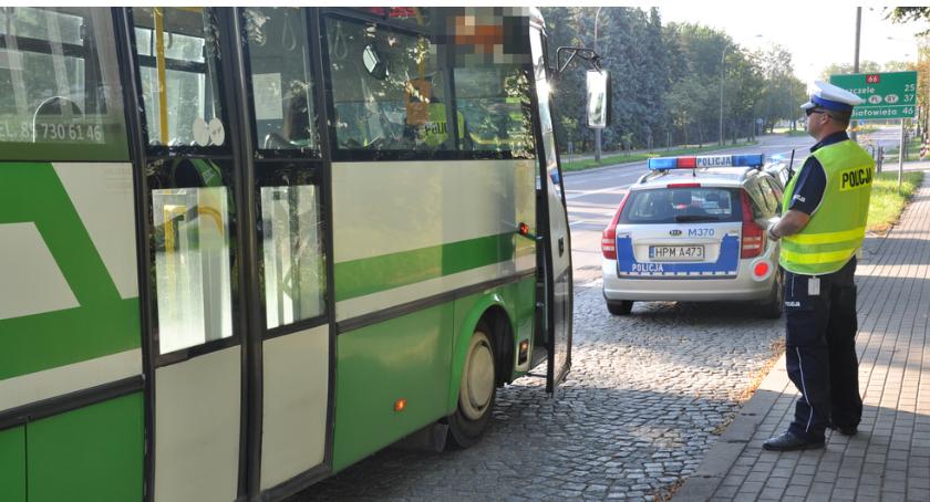 Bielska policja kontroluje autobusy
