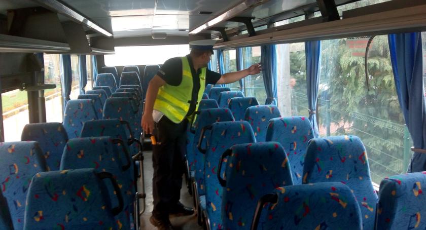 Bielska policja kontroluje autobusy