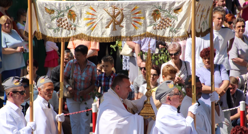 Boże Ciało 2016 – procesja przeszła ulicami Bielska Podlaskiego