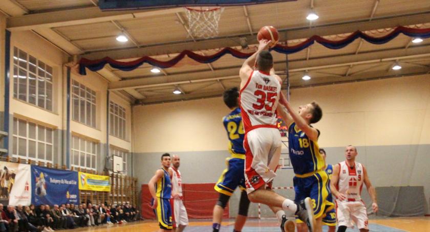 Tur Basket wygrywa z GLKS Nadarzyn