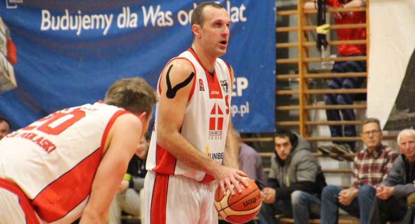 Tur Basket wygrywa na inaugurację sezonu