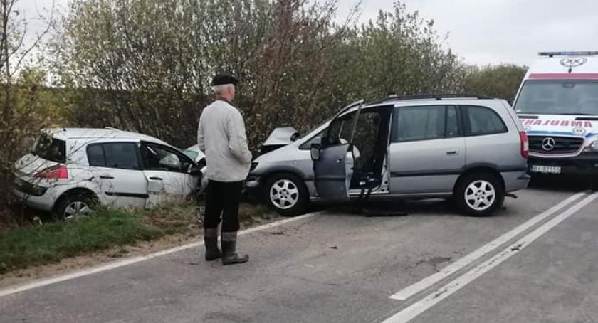 Olędzkie: Wypadek na trasie Brańsk – Łapy. Zablokowana DW 681