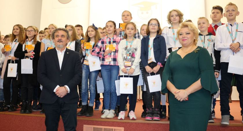 330 uczniów rozpoczęło zajęcia na Podlaskim Uniwersytecie Dziecięcym