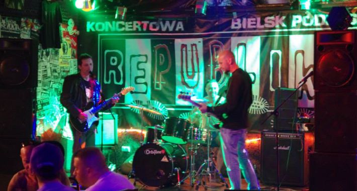 Gumaguar i OdnoVa w Pub Blues