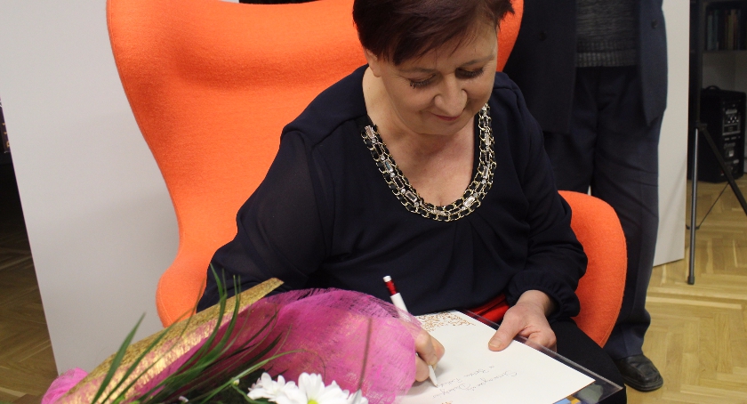 Spotkanie autorskie z Anną Zajączkowską w Miejskiej Bibliotece Publicznej